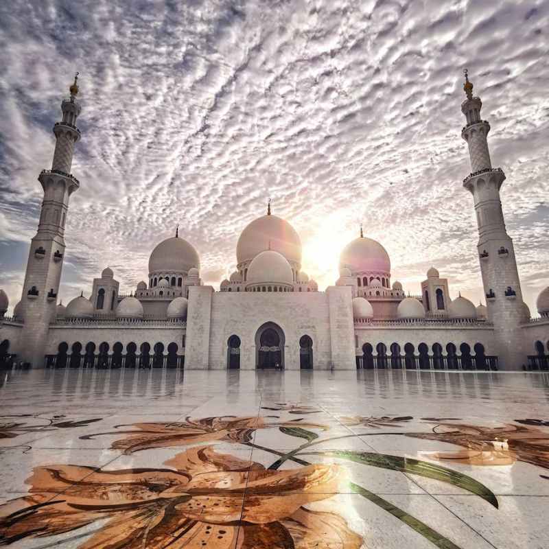 Abu Dhabi: Exploring the Jewel of the Arabian&nbsp;Peninsula